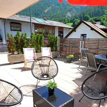 Lägenhet Am Brunnen Ried im Oberinntal